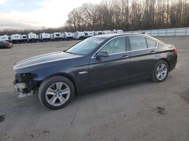 BMW 528xi 2013 5-Series