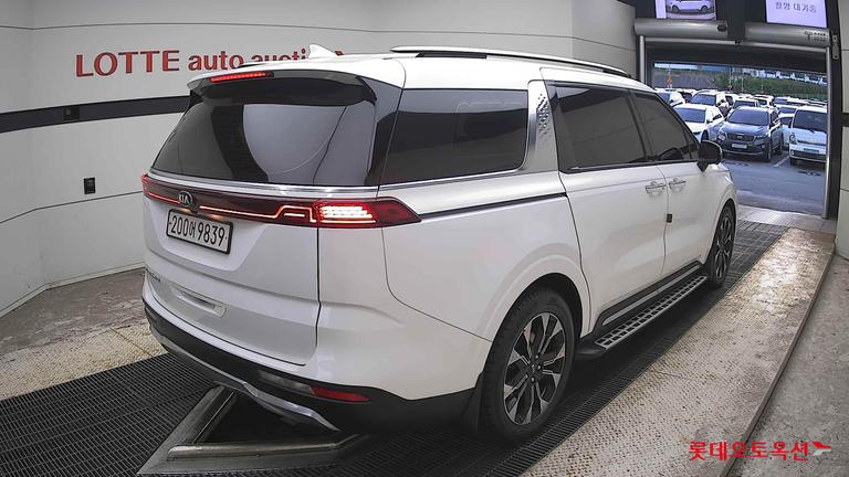 2021 KIA Carnival