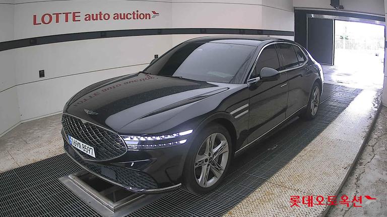 2022 GENESIS G90