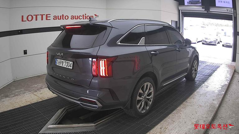 2022 KIA SORENTO