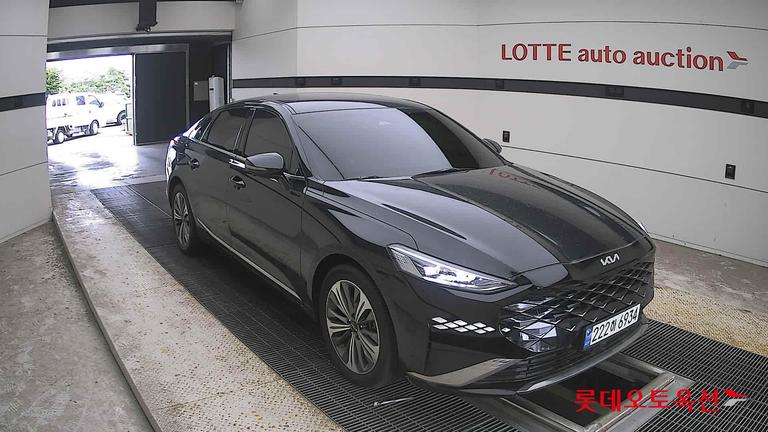 2024 KIA K8