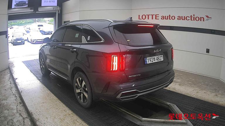 2023 KIA SORENTO