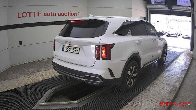 2023 KIA SORENTO