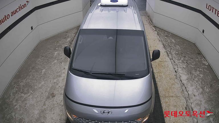 2024 HYUNDAI Staria
