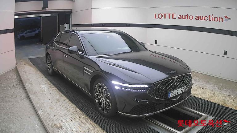 2023 GENESIS G90
