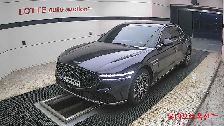 2023 GENESIS G90