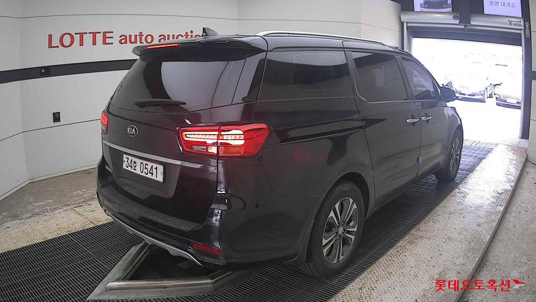 2019 KIA Carnival
