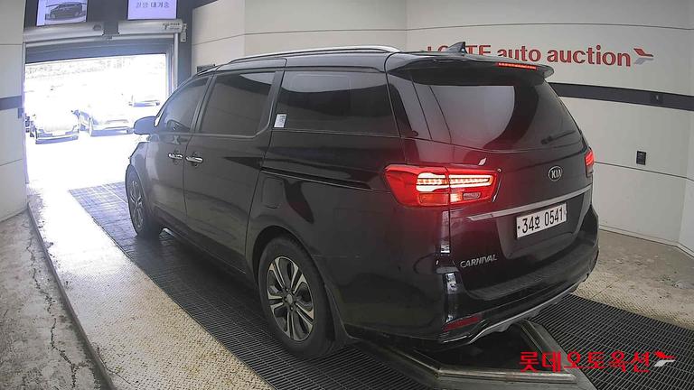 2019 KIA Carnival