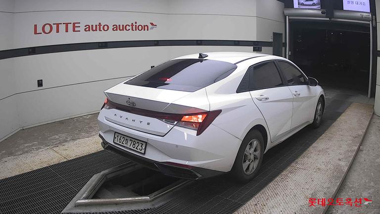 2021 HYUNDAI Avante