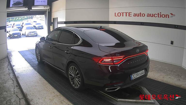 2018 HYUNDAI Grandeur