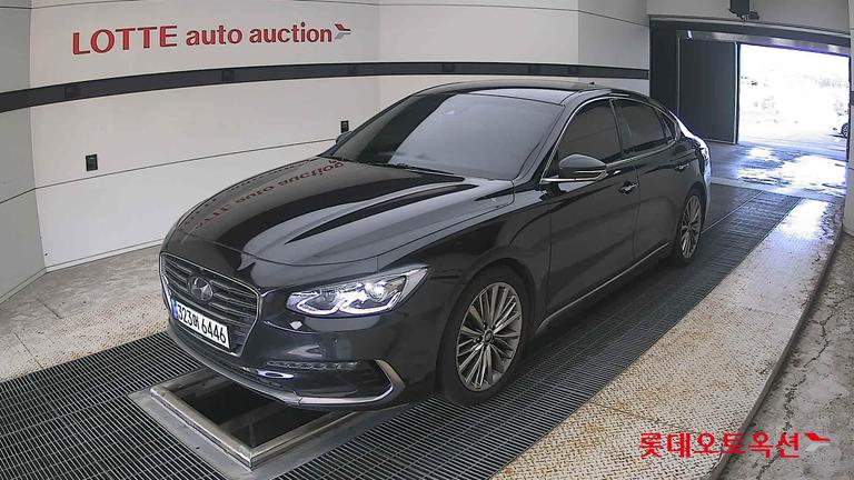 2018 HYUNDAI Grandeur