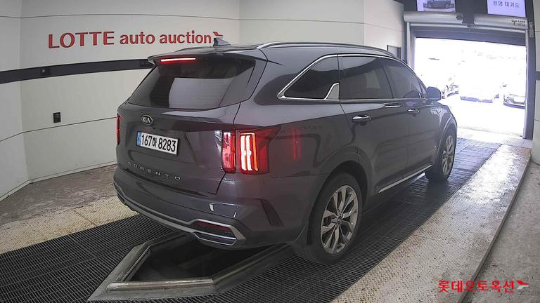 2021 KIA SORENTO