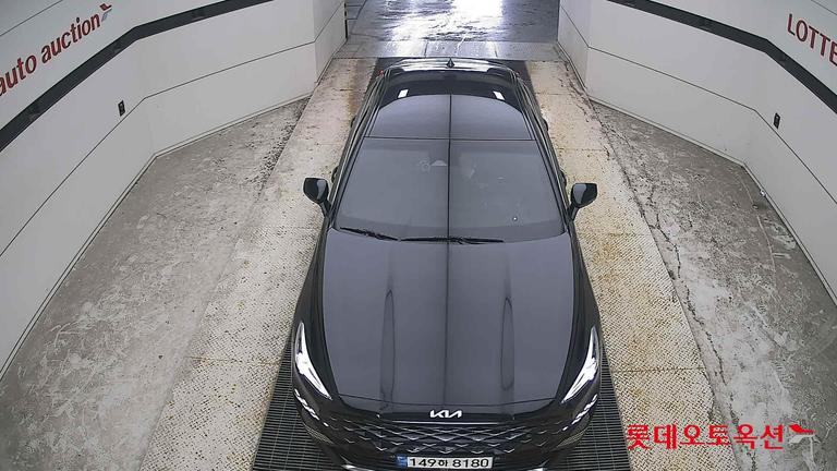 2023 KIA K8