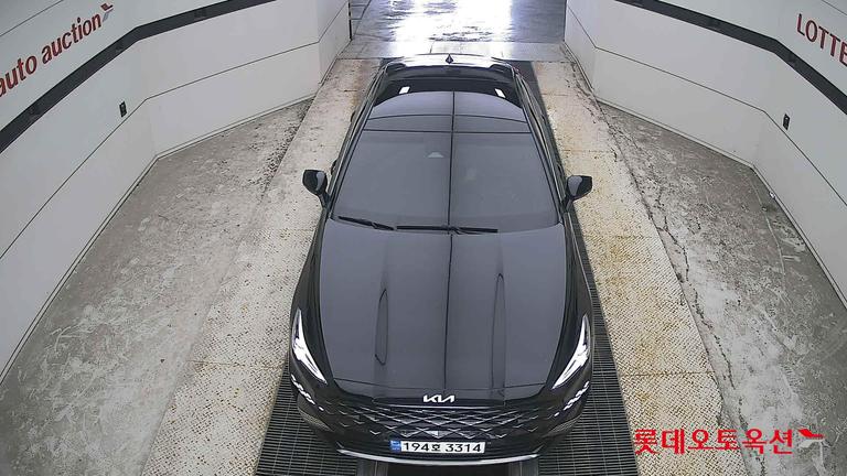 2023 KIA K8