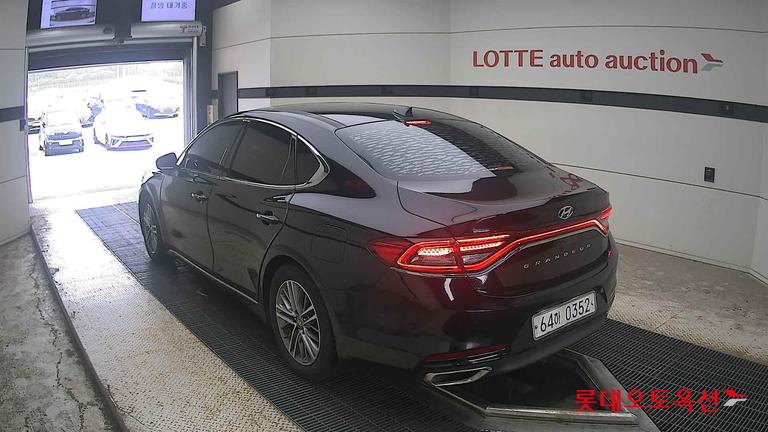 2019 HYUNDAI Grandeur