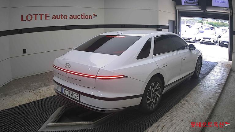 2023 HYUNDAI Grandeur