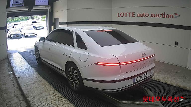 2023 HYUNDAI Grandeur