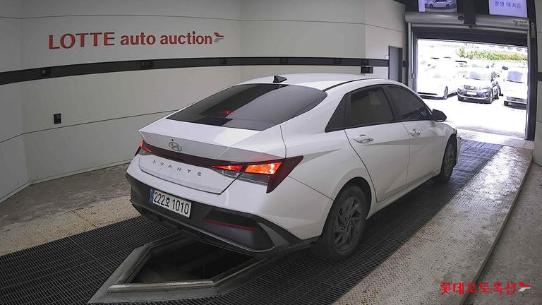 2024 HYUNDAI Avante