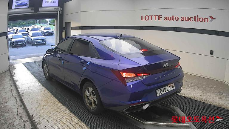 2021 HYUNDAI Avante