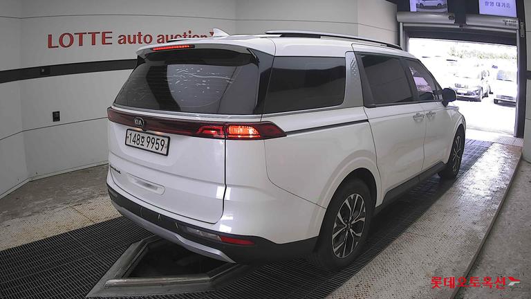 2021 KIA Carnival