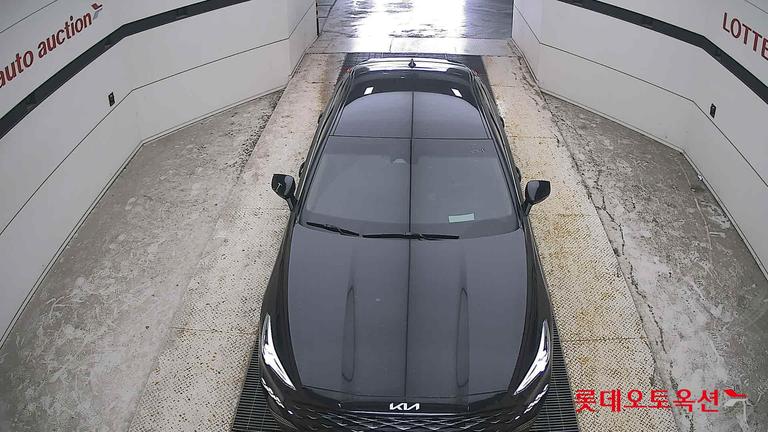 2023 KIA K8