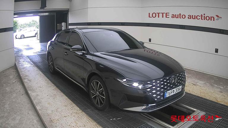 2022 HYUNDAI Grandeur