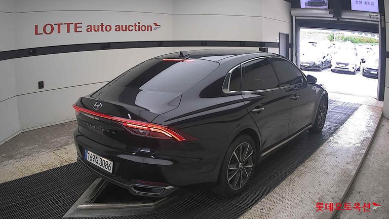 2022 HYUNDAI Grandeur