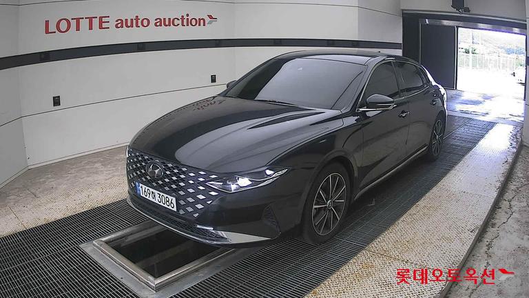 2022 HYUNDAI Grandeur