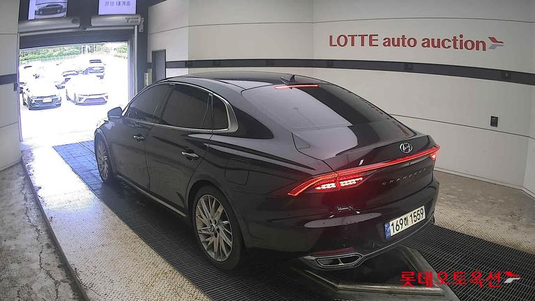 2022 HYUNDAI Grandeur