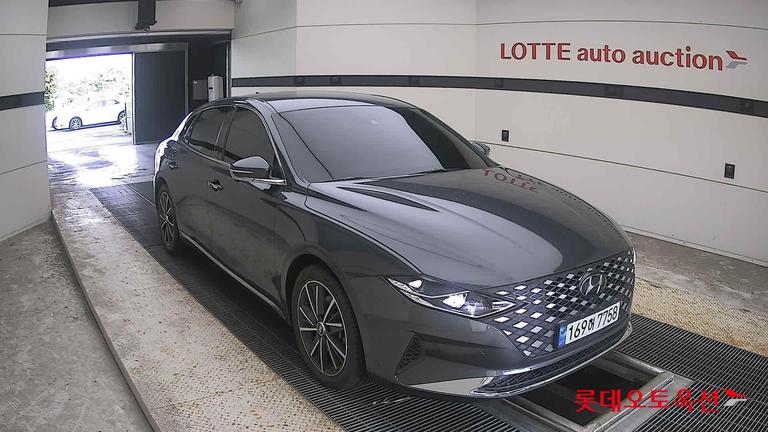 2022 HYUNDAI Grandeur