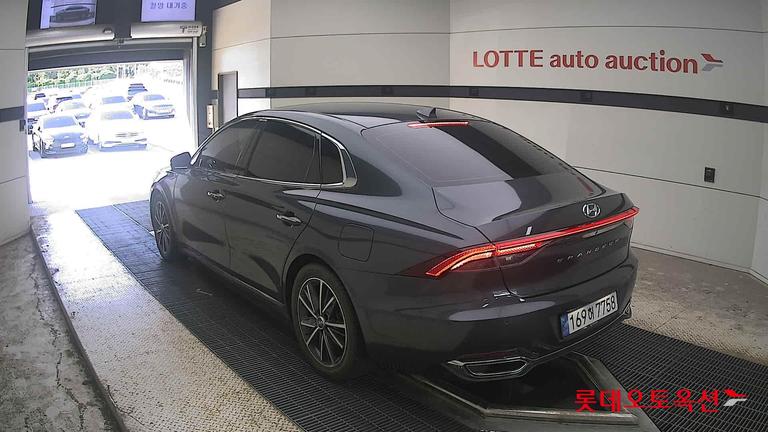 2022 HYUNDAI Grandeur
