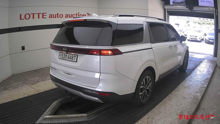 2021 KIA Carnival