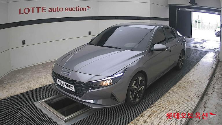 2021 HYUNDAI Avante