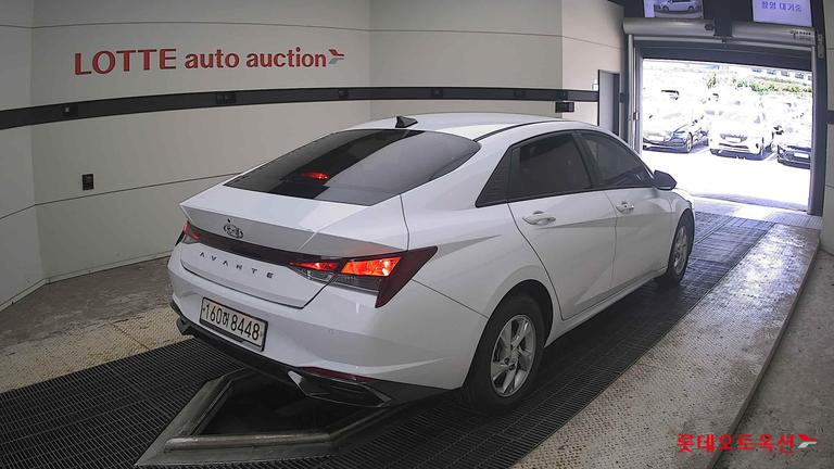 2021 HYUNDAI Avante