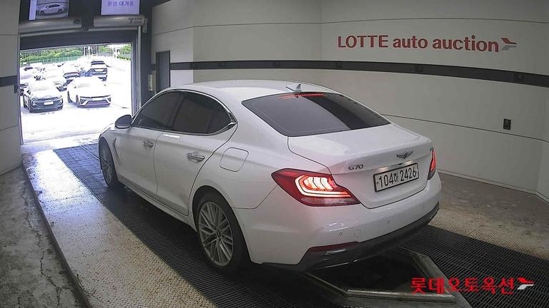 2020 HYUNDAI GENESIS