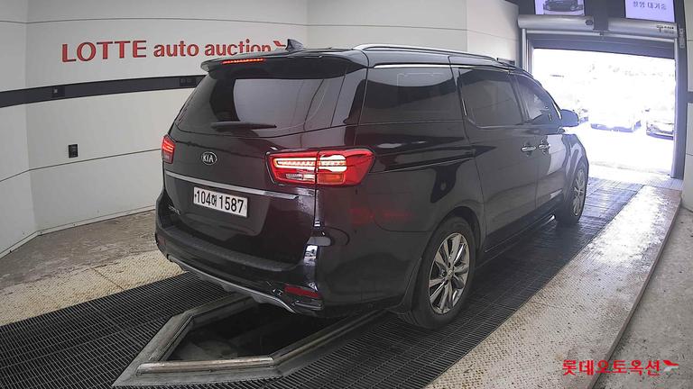 2020 KIA Carnival