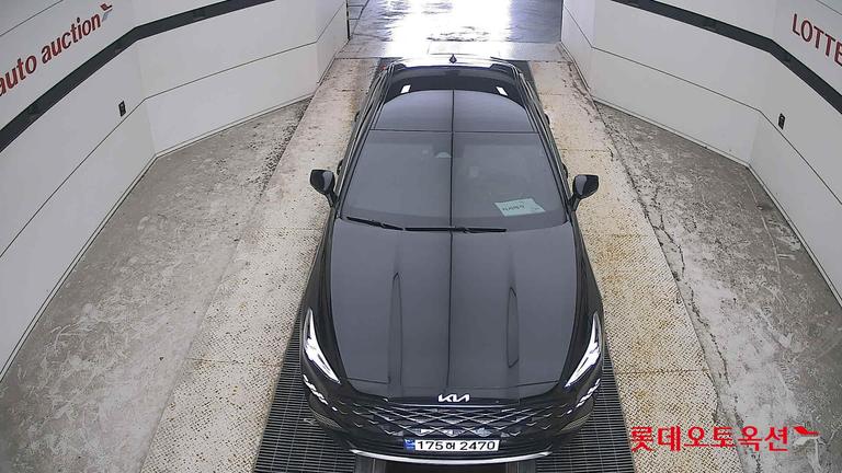 2023 KIA K8