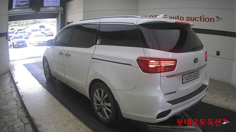2020 KIA Carnival