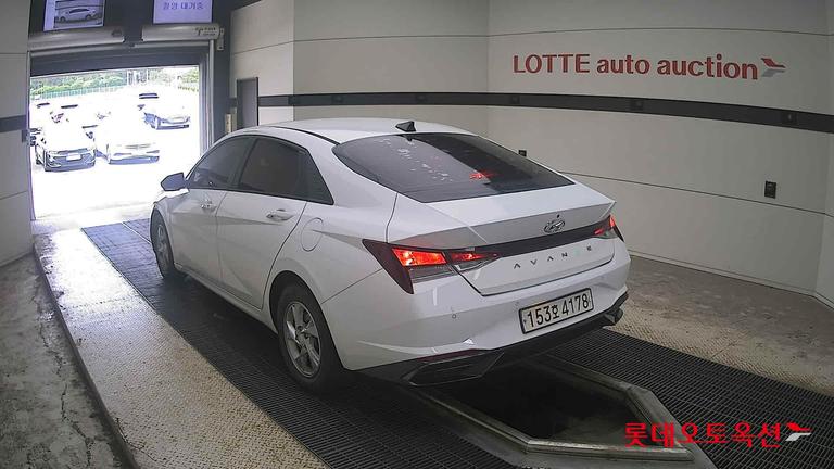 2021 HYUNDAI Avante
