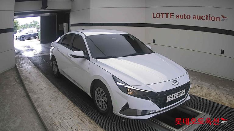 2022 HYUNDAI Avante