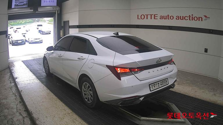 2022 HYUNDAI Avante
