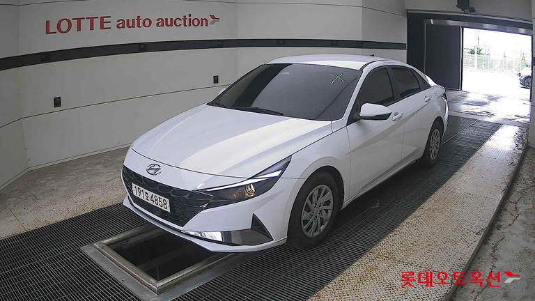 2022 HYUNDAI Avante