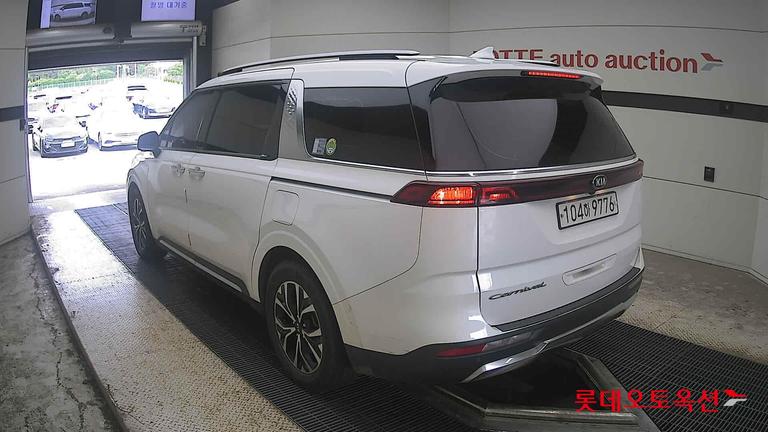 2021 KIA Carnival