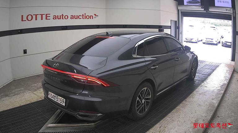 2020 HYUNDAI Grandeur