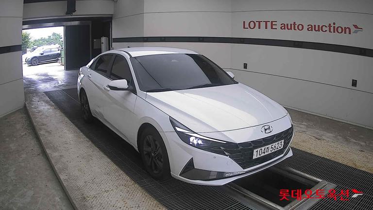 2021 HYUNDAI Avante