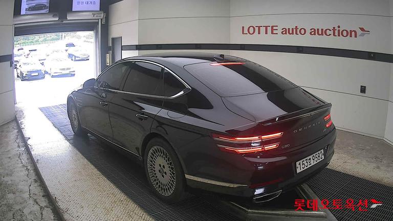 2021 GENESIS G80