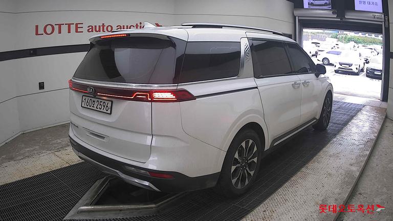 2021 KIA Carnival