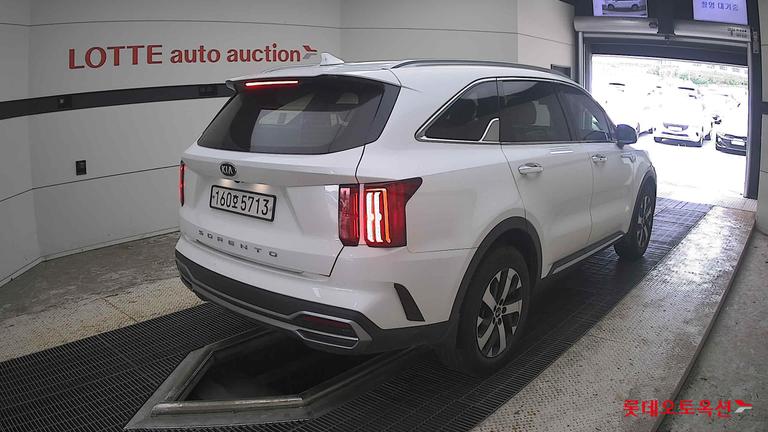 2021 KIA SORENTO