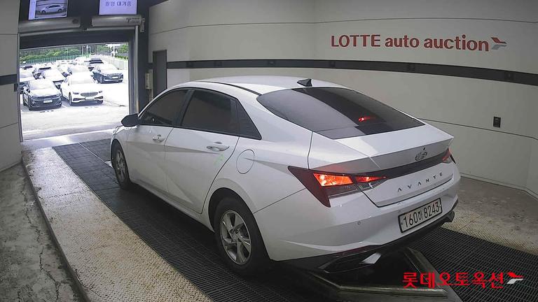 2021 HYUNDAI Avante