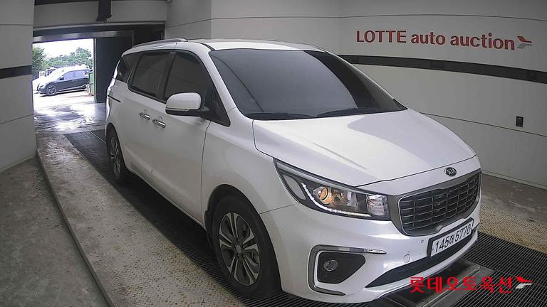 2020 KIA Carnival